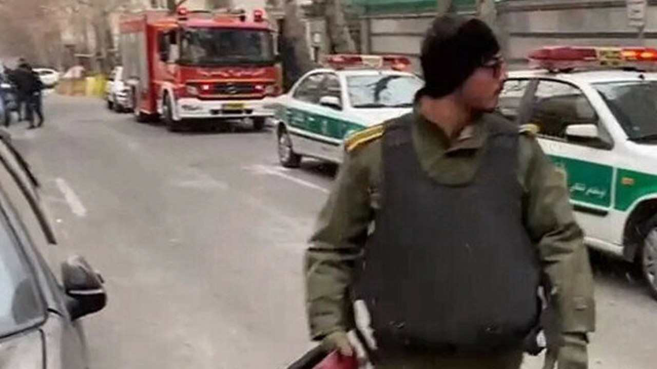 Azerbaycan'ın İran Büyükelçiliği'ne silahlı saldırı: Ölü ve yaralılar var