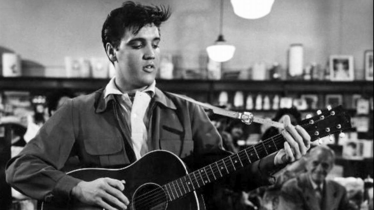 Elvis Presley’nin kişisel eşyaları açık artırmada