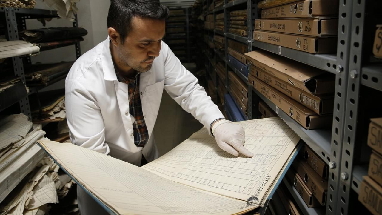 Türkiye'nin 140 yıllık nüfus hafızası dijital ortama taşınıyor - Resim: 4