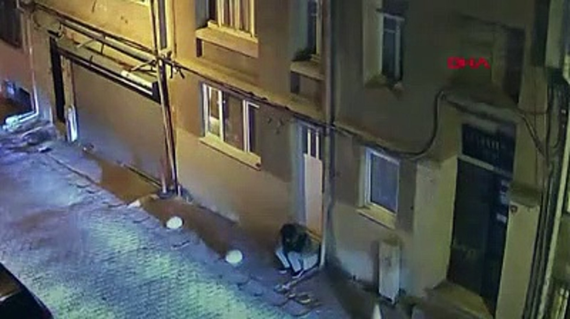 İstanbullunun kabusu ''örümcek adam'' hırsızlar kamerada