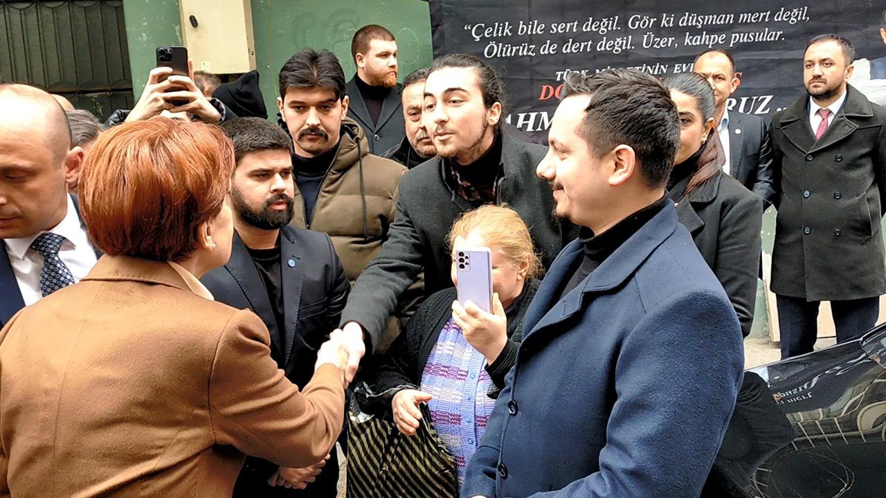 Akşener'den Sinan Ateş'in ailesine ziyaret - Resim: 4