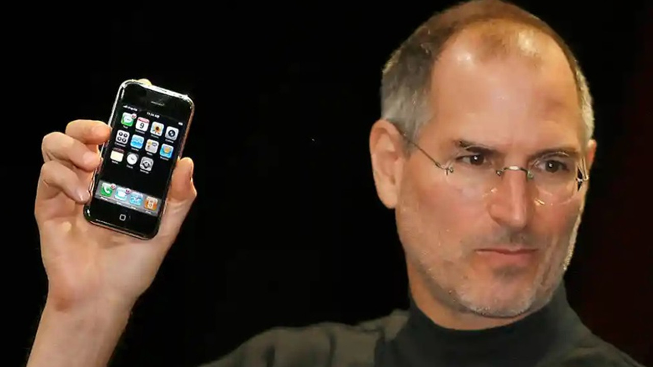 Apple'ın en özel telefonu açık artırmaya çıkıyor