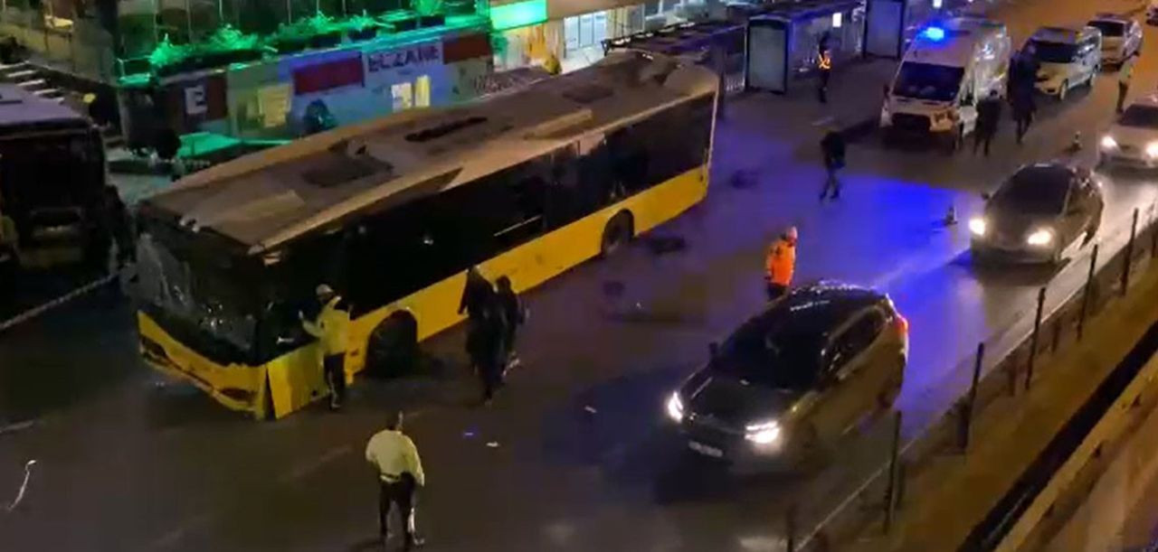 İETT otobüsü durağa daldı: 1 ölü, 5 yaralı! Kaza anı kamerada - Resim: 2