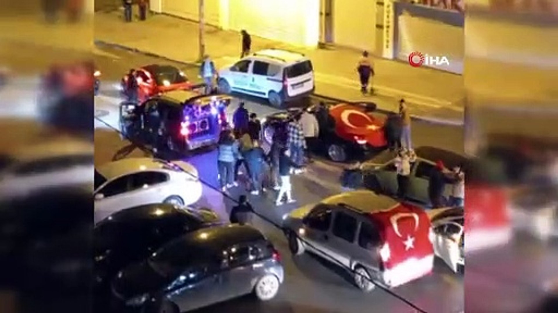 İstanbul'da asker eğlencesinde yine silahlar konuştu