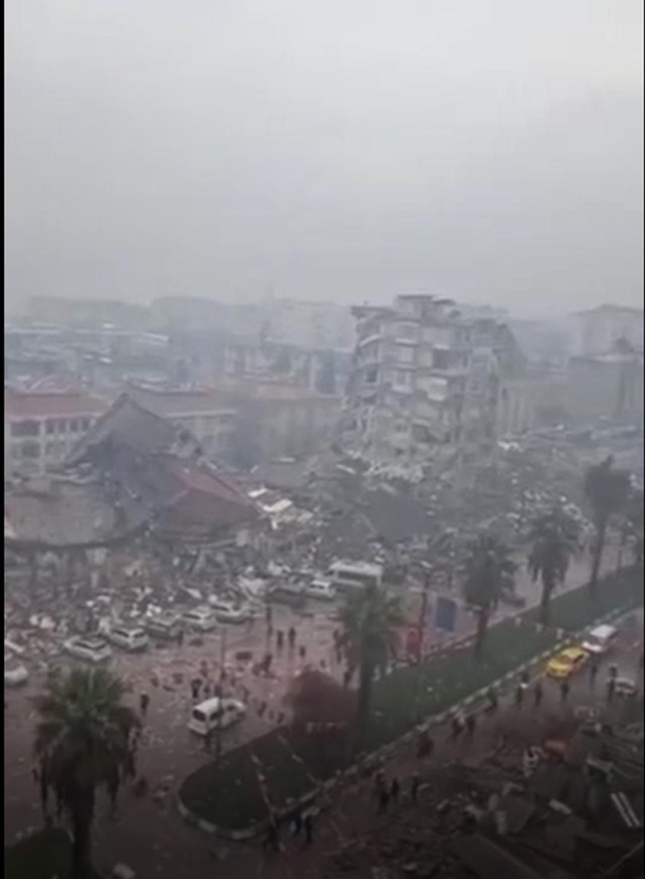 Depremin merkez üssü Kahramanmaraş'tan acı görüntüler - Resim: 4