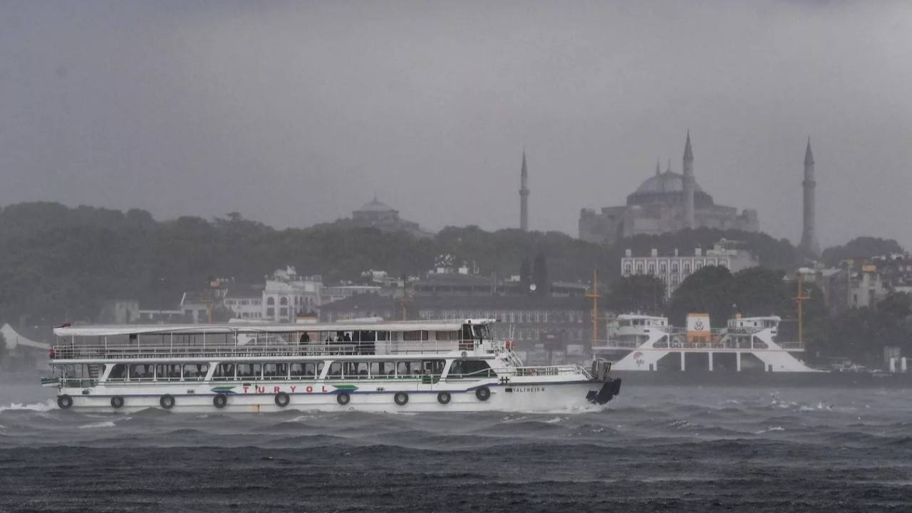 İstanbul'da deniz ulaşımı durdu