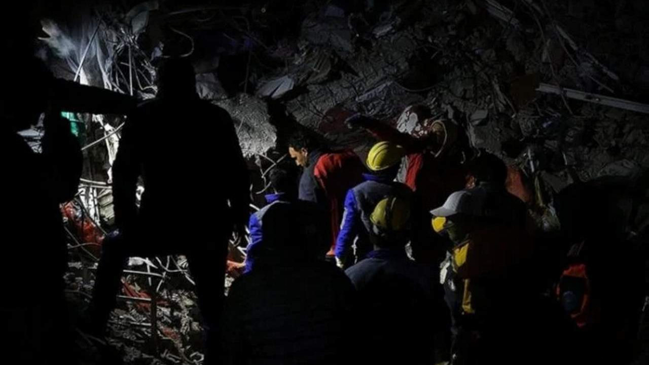 Trabzonspor tesislerini depremzede çocuklara açtı