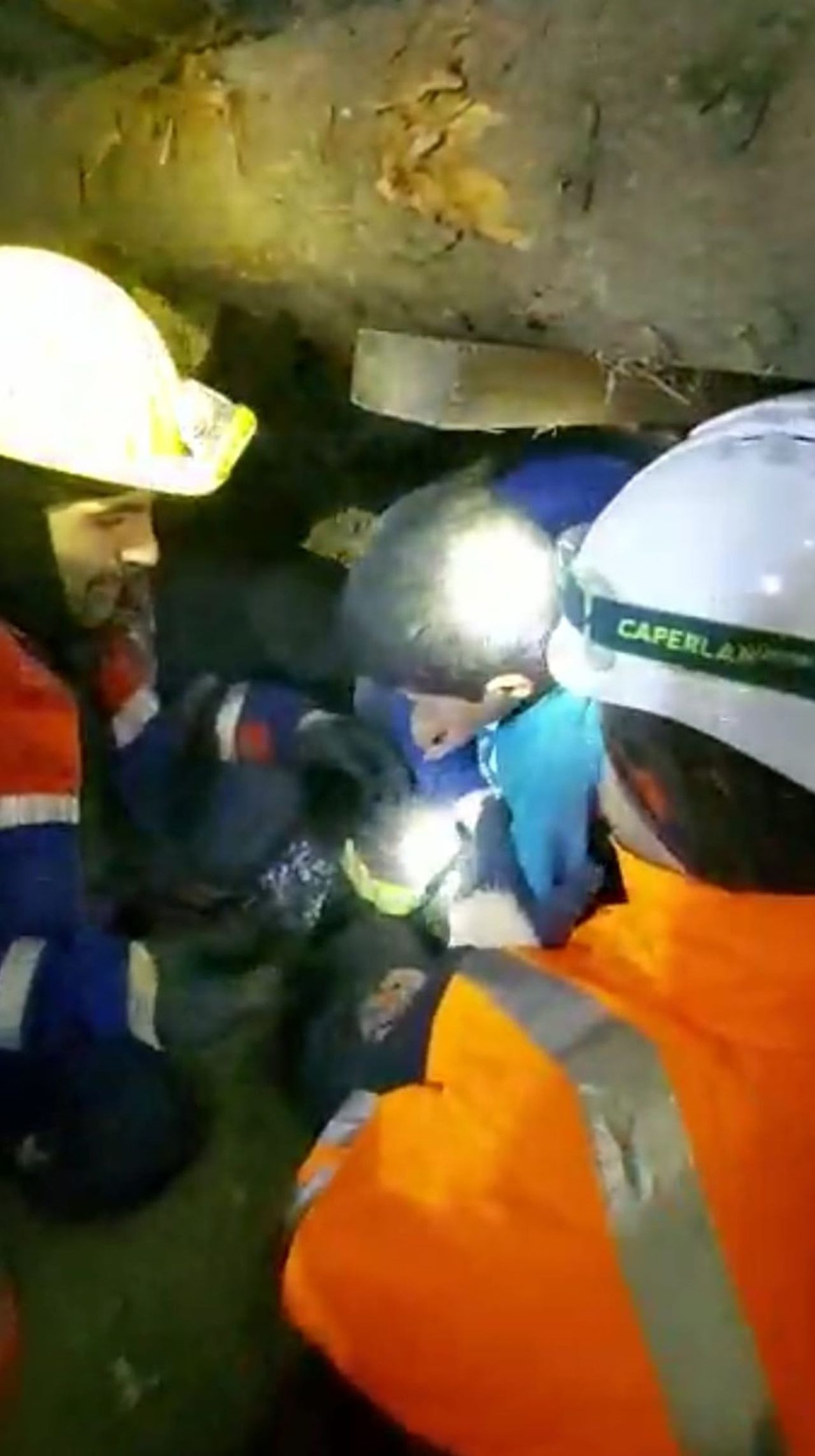 71 saat sonra kurtarılan minik çocuğun ilk sözü bu oldu - Resim: 2