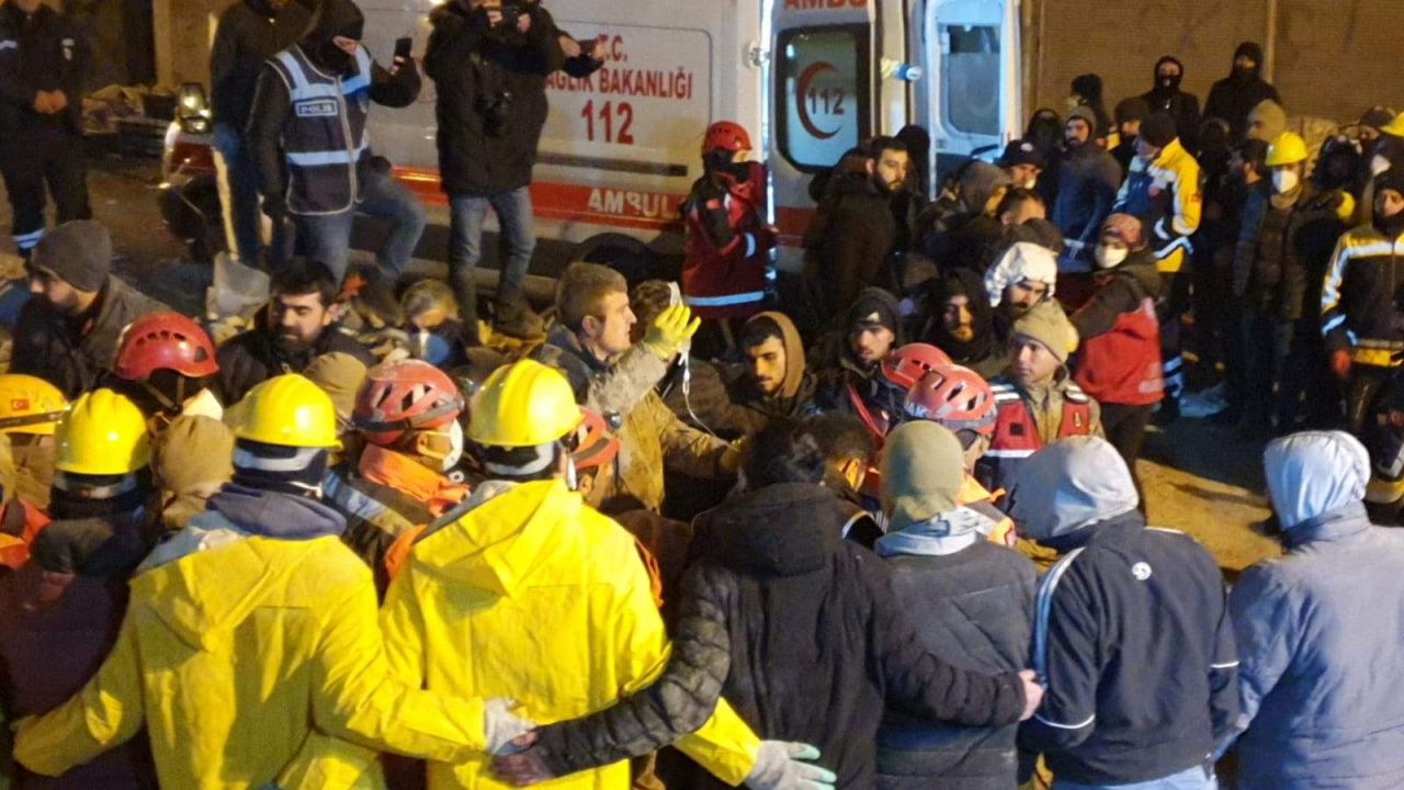 72 saat sonra yaşanan mucizenin adı Yazgül oldu - Resim: 1