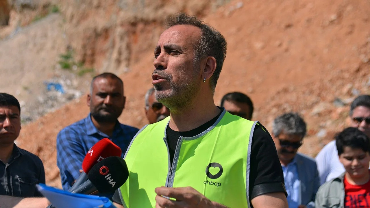 Haluk Levent deprem bölgesindeki son durumu böyle açıkladı: ''Her yer...''
