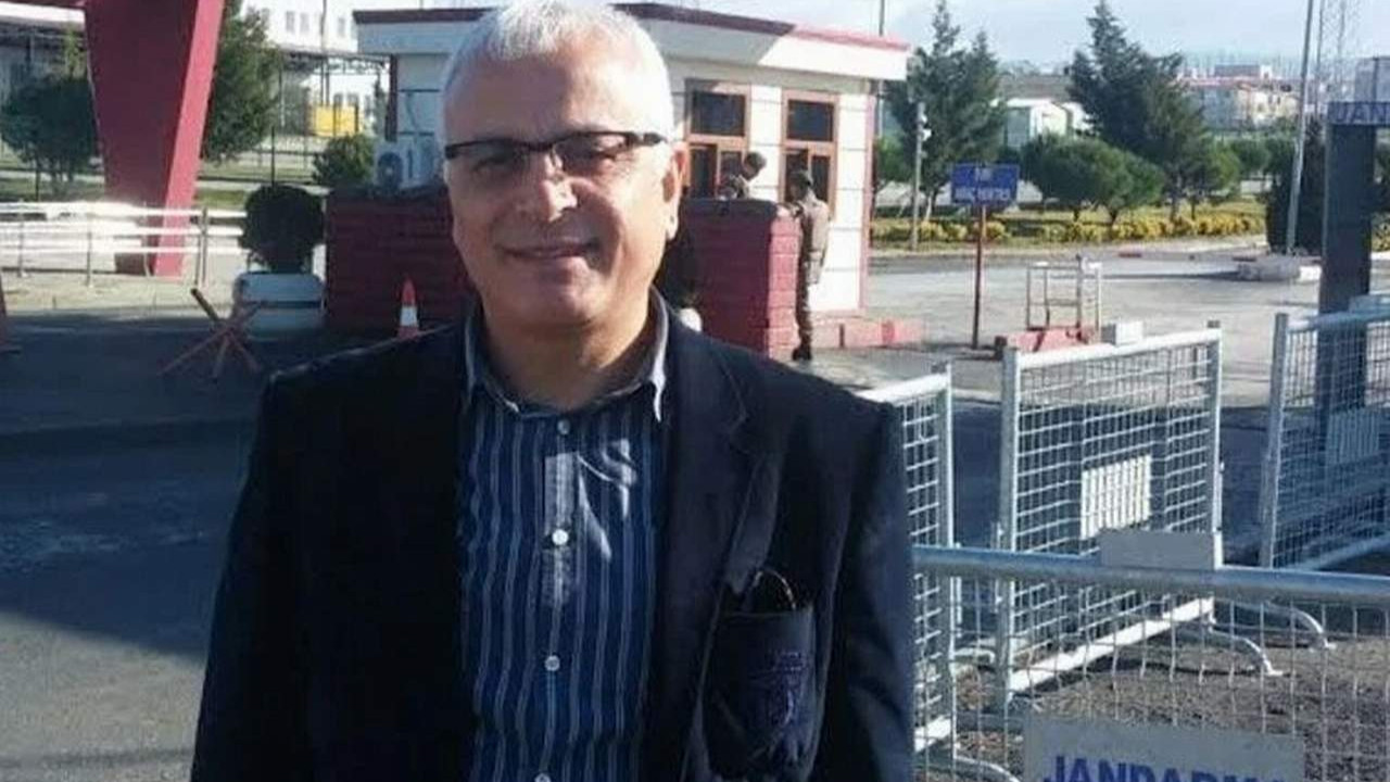 Gazeteci Merdan Yanardağ'a yurtdışına çıkış yasağı