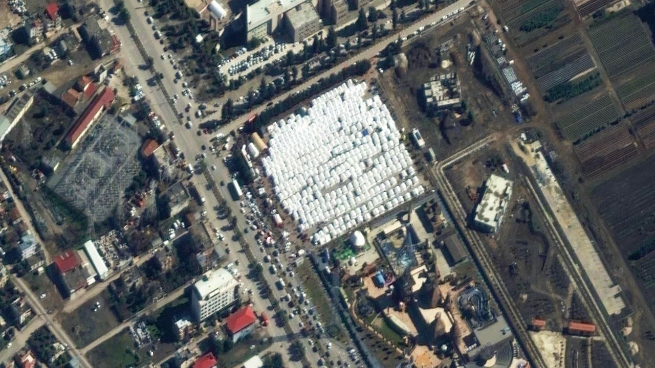 Deprem bölgesi uzaydan böyle görüntülendi - Resim: 2