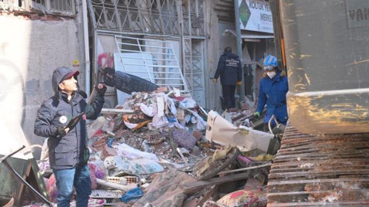 Bakanlık deprem bölgesindeki hasarsız bina sayısını açıkladı