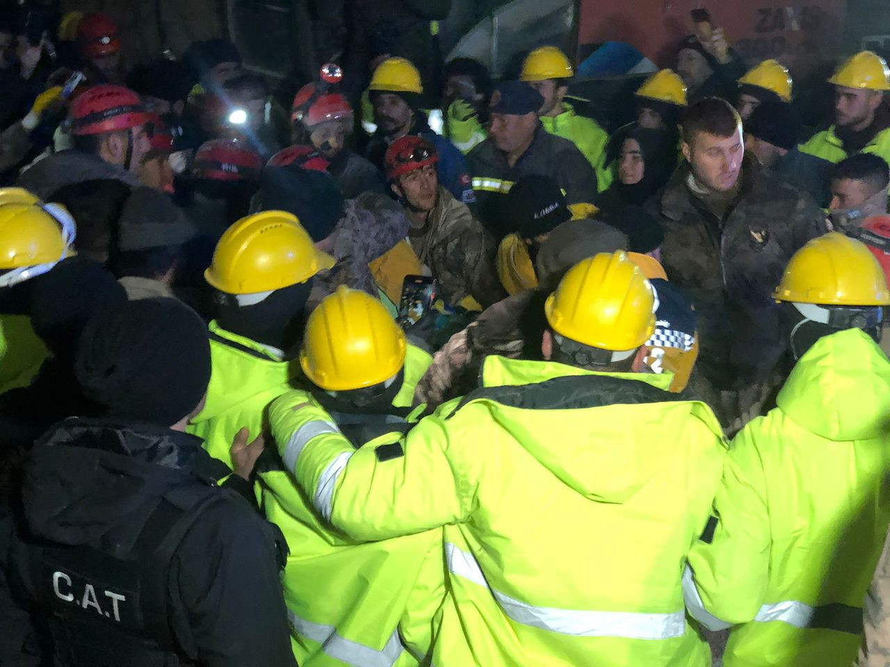 159 saat sonra ikinci kez doğdu... - Resim: 1