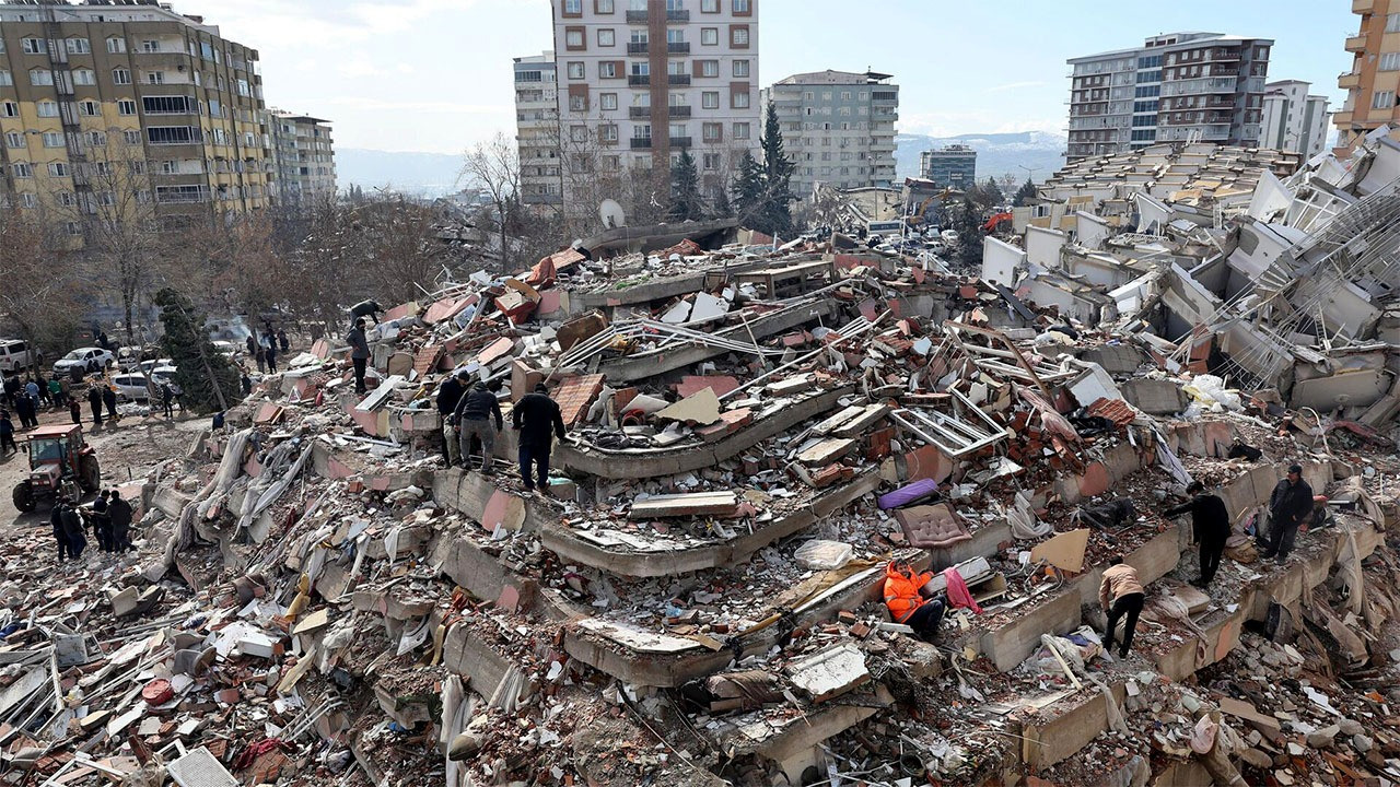 Bakan Kurum hasarlı bina sayısını açıkladı