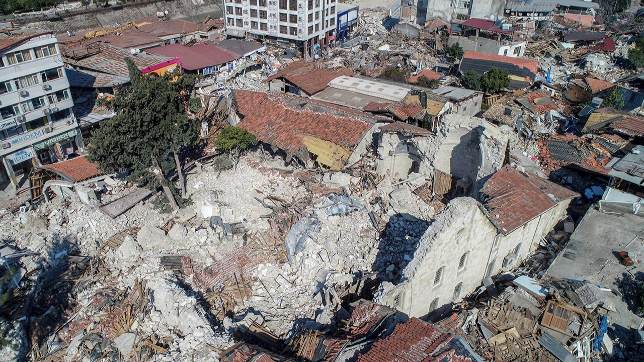Burası Antakya! Deprem tarihi yapıları da yerle bir etti