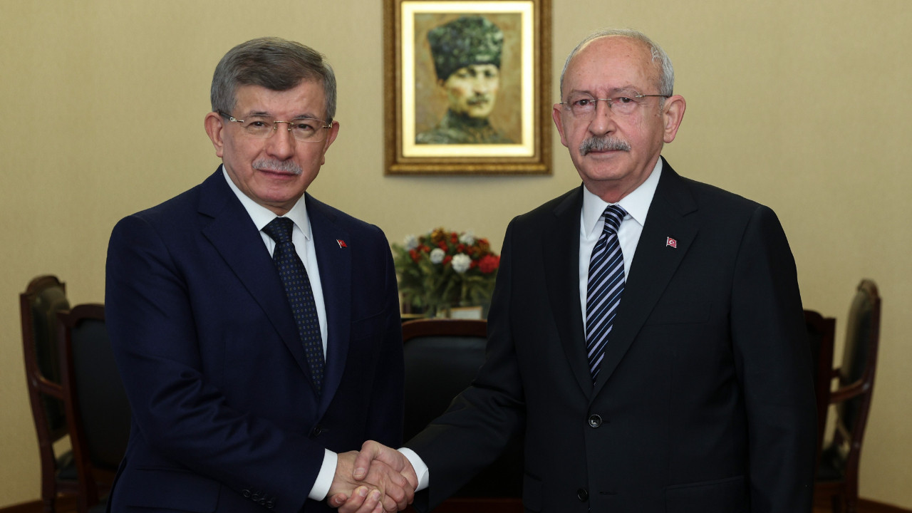 Kılıçdaroğlu, Davutoğlu ile görüştü