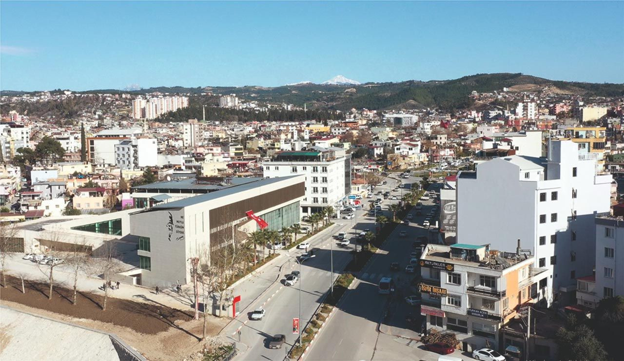 Depremde hasar almayan Kadirli'ye göç başladı - Resim: 1