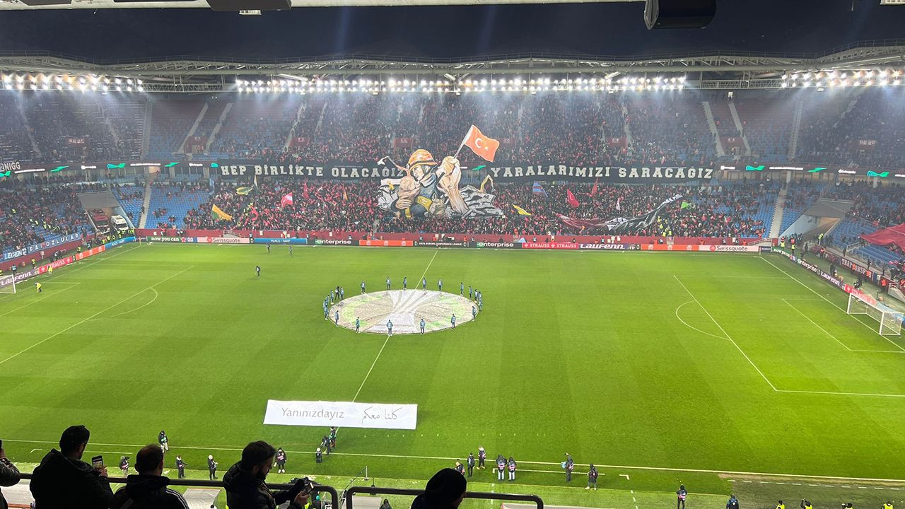 Trabzonspor, Basel'i mağlup etti; bu kareografi herkesi ağlattı - Resim: 2