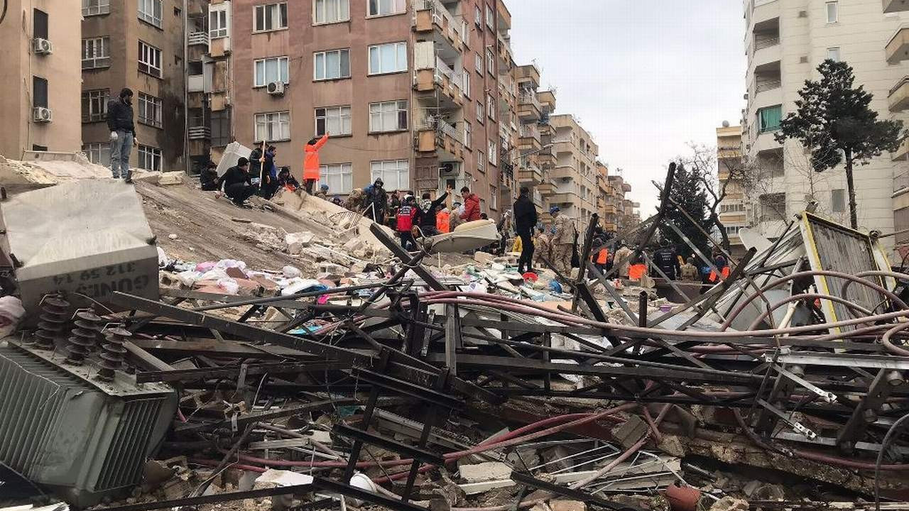 Depremde can kaybı 39 bini aştı