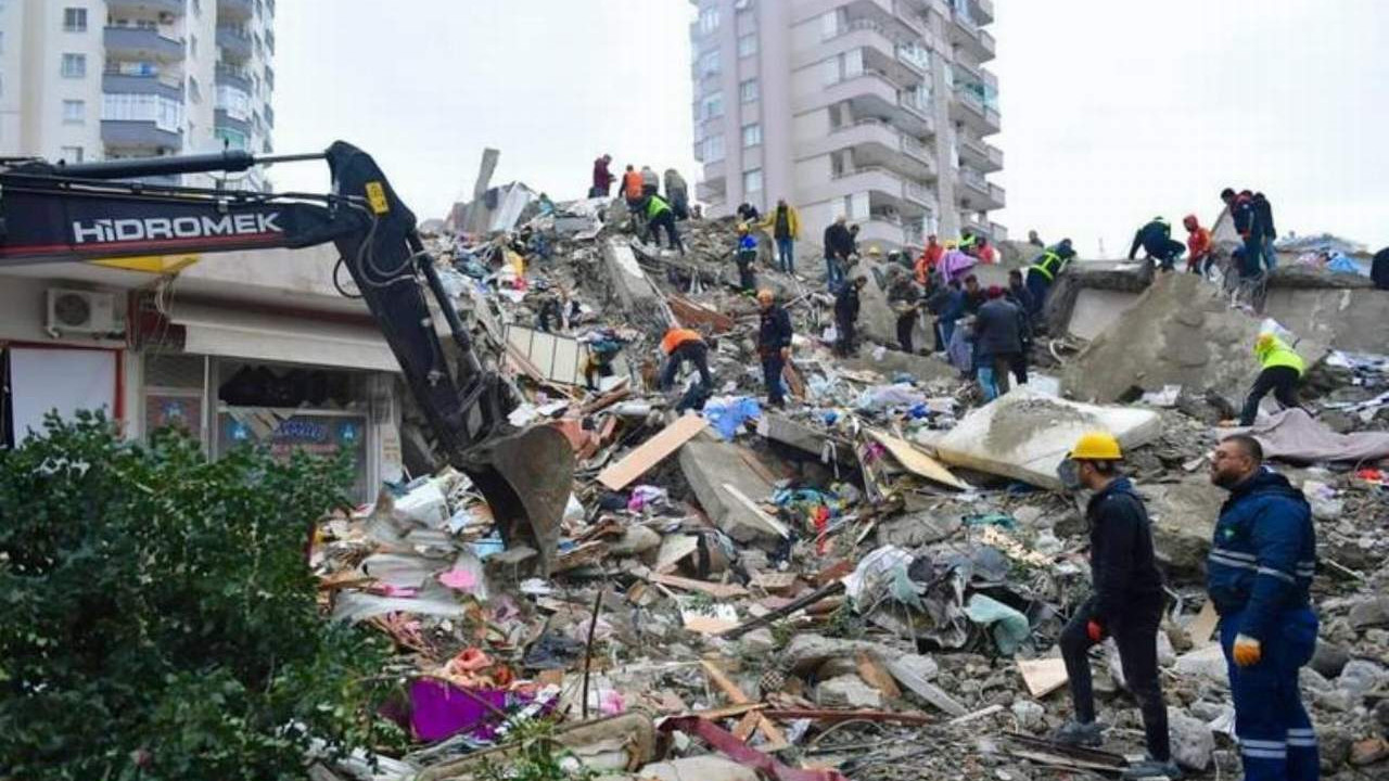 Adana'da yıkılan binalar soruşturmasında tutuklu sayısı 13'e çıktı