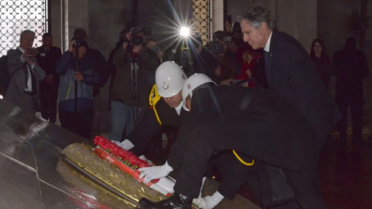 ABD Dışişleri Bakanı Anıtkabir'i ziyaret etti