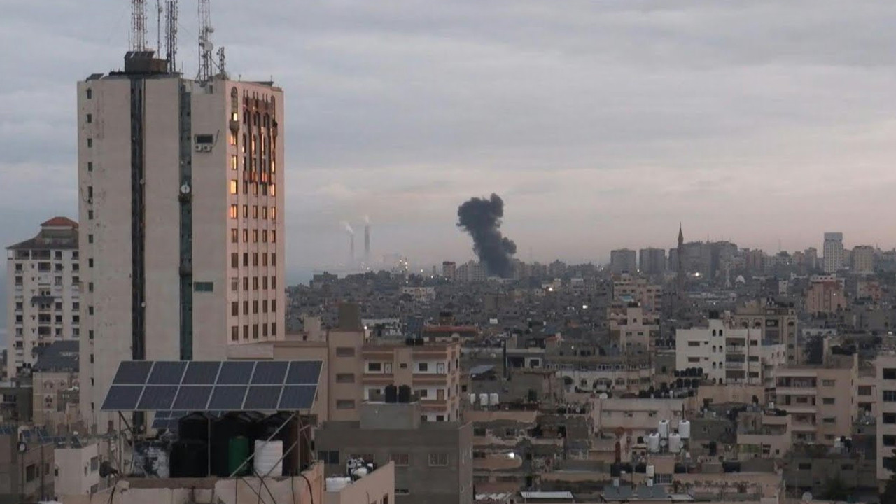 İsrail yine Gazze'yi bombaladı