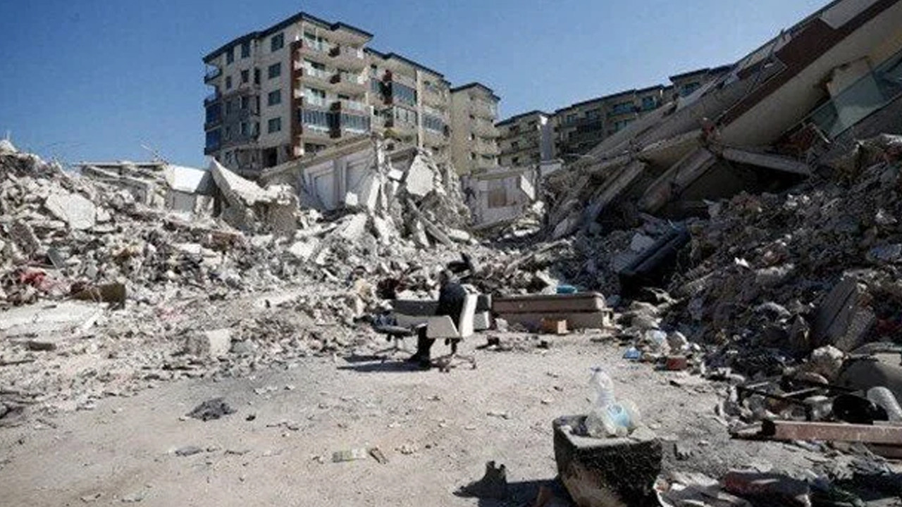1 milyon 316 bin bina incelendi: 173 bin bina yıkık ya da ağır hasarlı