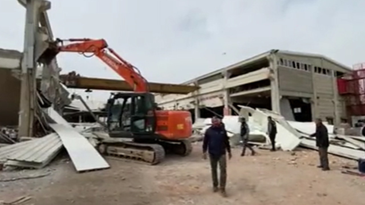 Kahramanmaraş'ta fabrika çöktü: Ölü ve yaralılar var