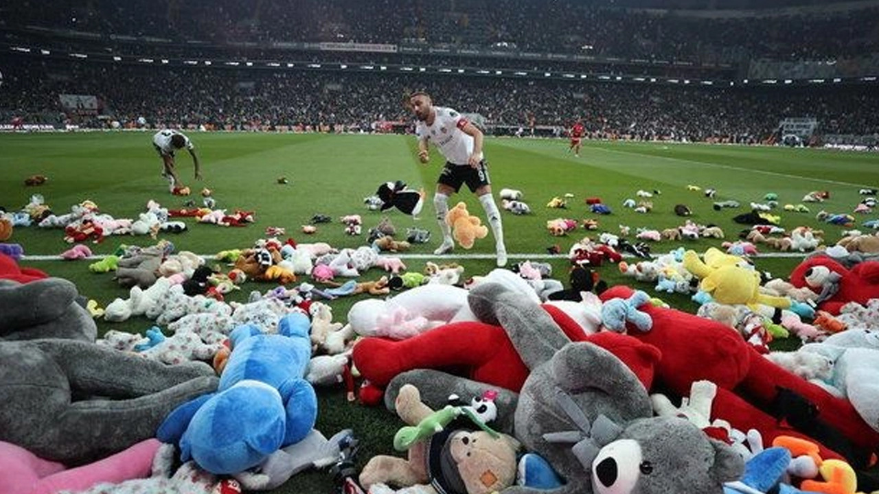 Beşiktaş taraftarı dünya basınında gündem oldu!