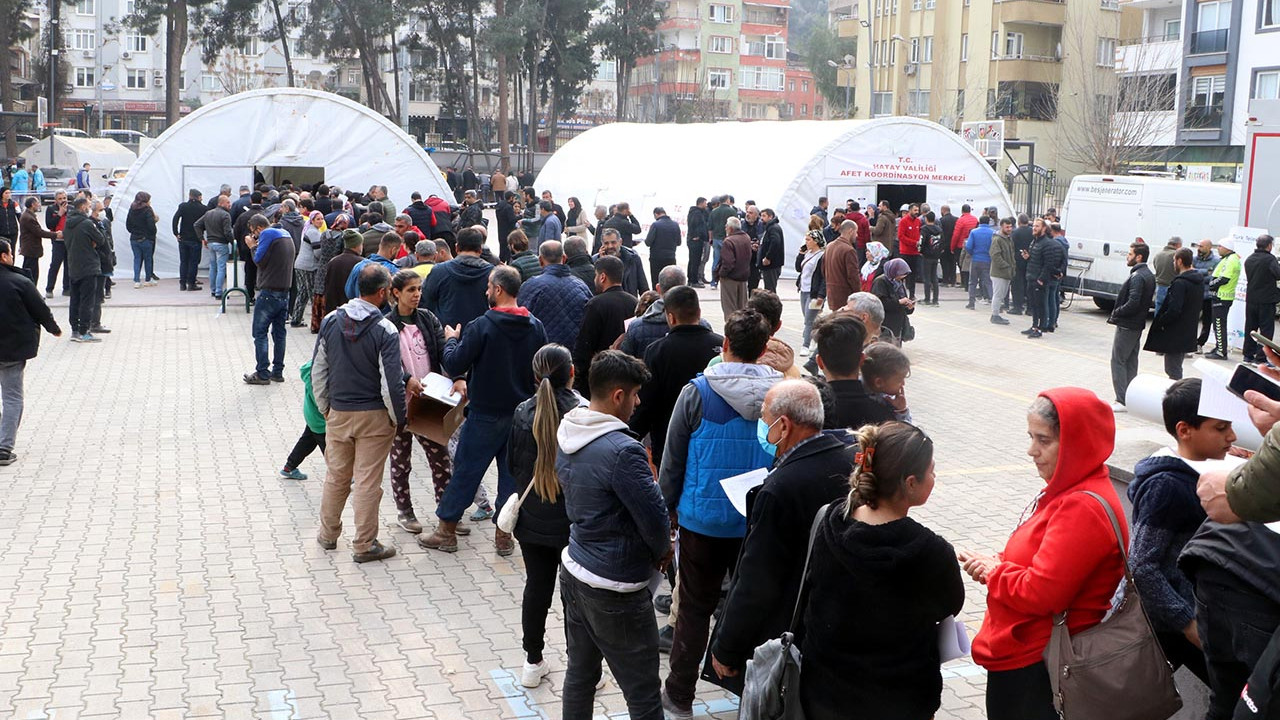 Depremde zarar gören araçlar için kayıtlar başladı