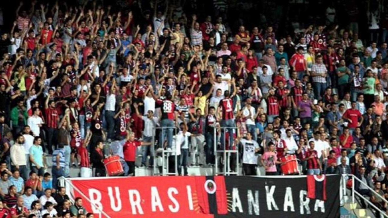 Bir taraftar grubundan daha Bahçeli'ye tepki