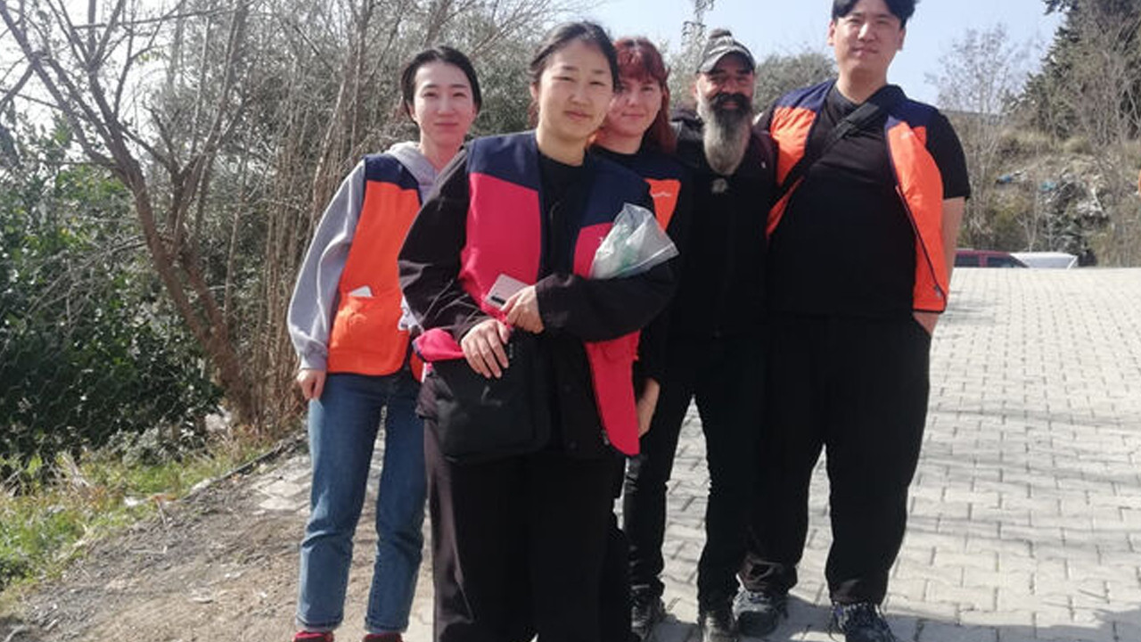 Güney Koreli gönüllülerden depremzedelere anlamlı yardım