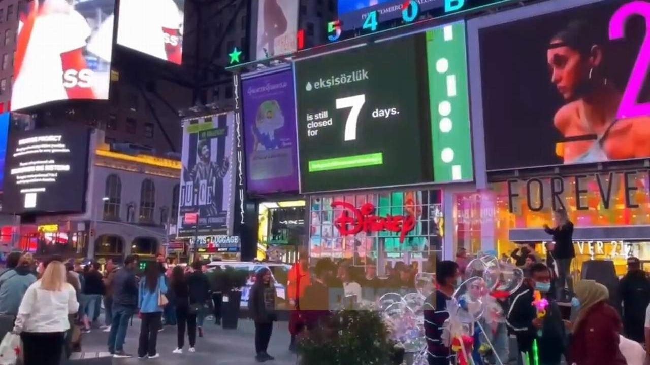 EkşiSözlük'e erişim engeli Times Meydanı’nda