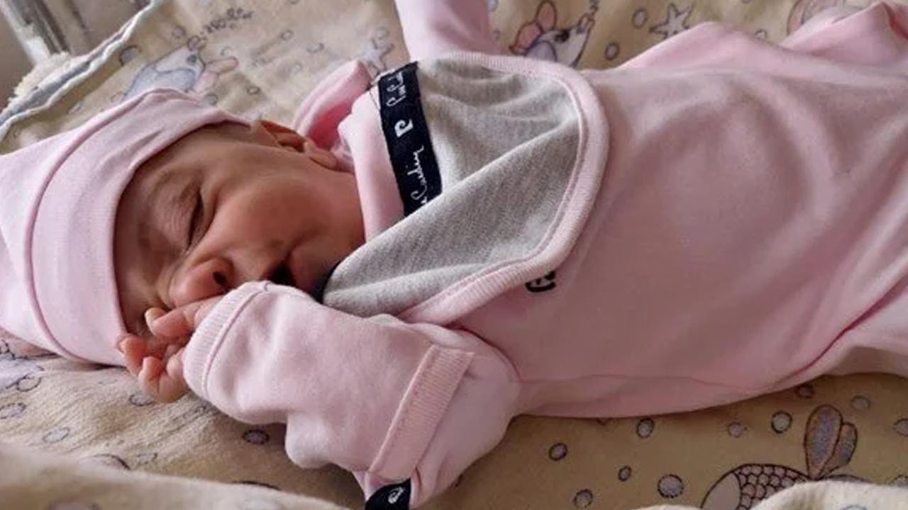 Deprem sonrası kayıp olarak aranan Masal bebek bulundu