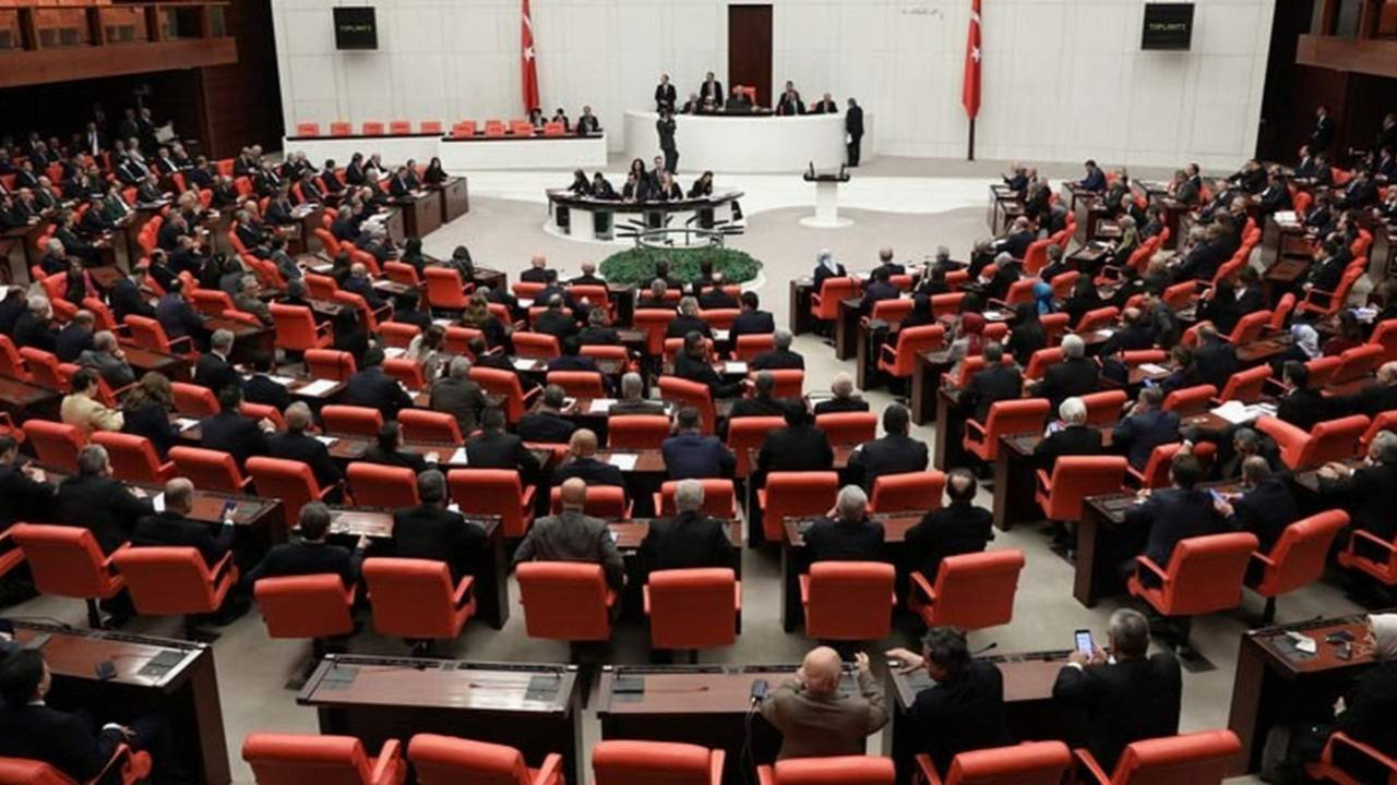 HÜDA-PAR'lı vekiller kendi partilerine dönüyor