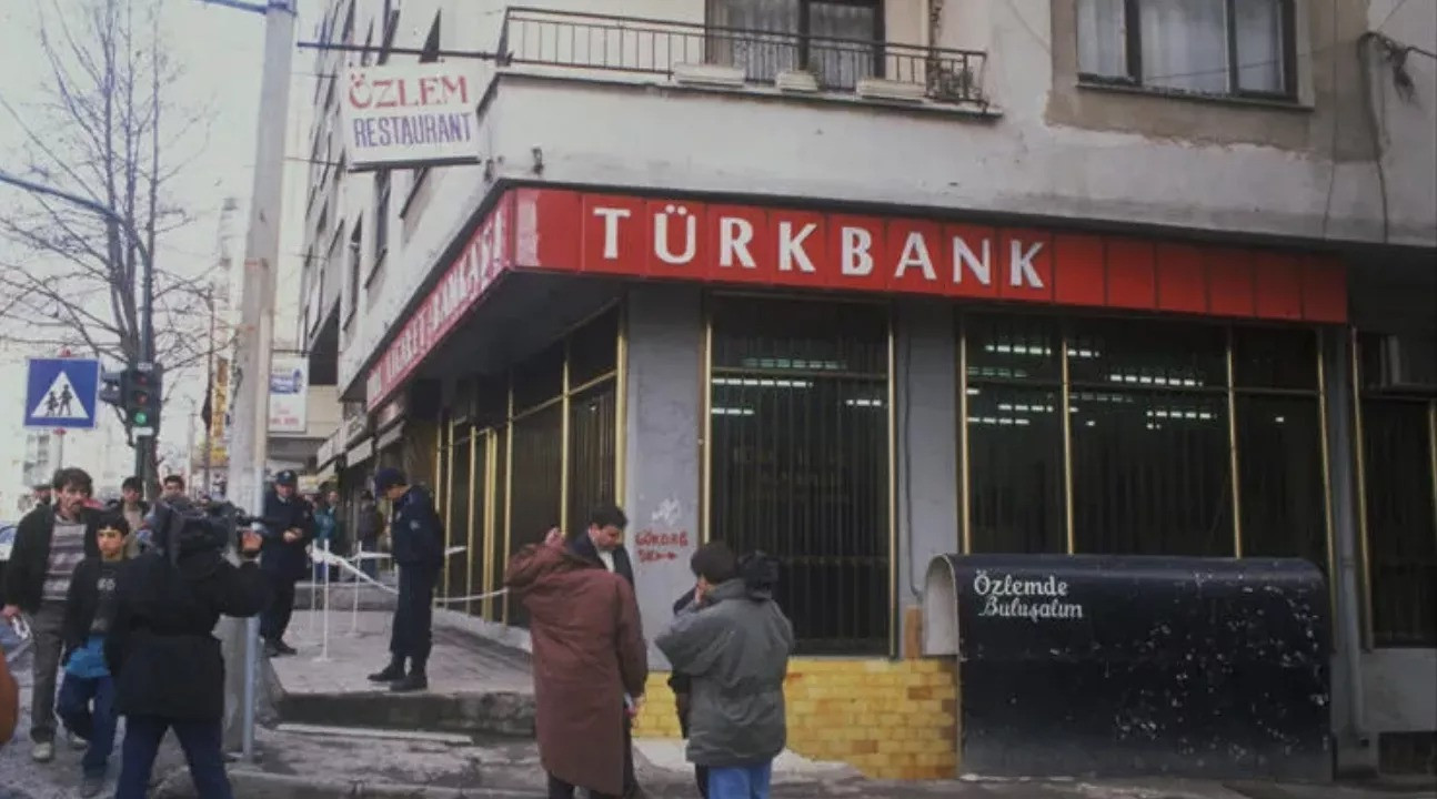 Türkbank'ın satışı davalık oldu: ''Dedem kurdu, satamazsınız!''