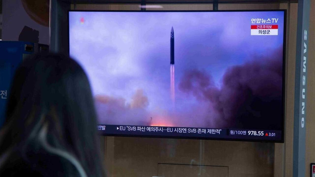 Kuzey Kore balistik füzeleri peş peşe ateşledi