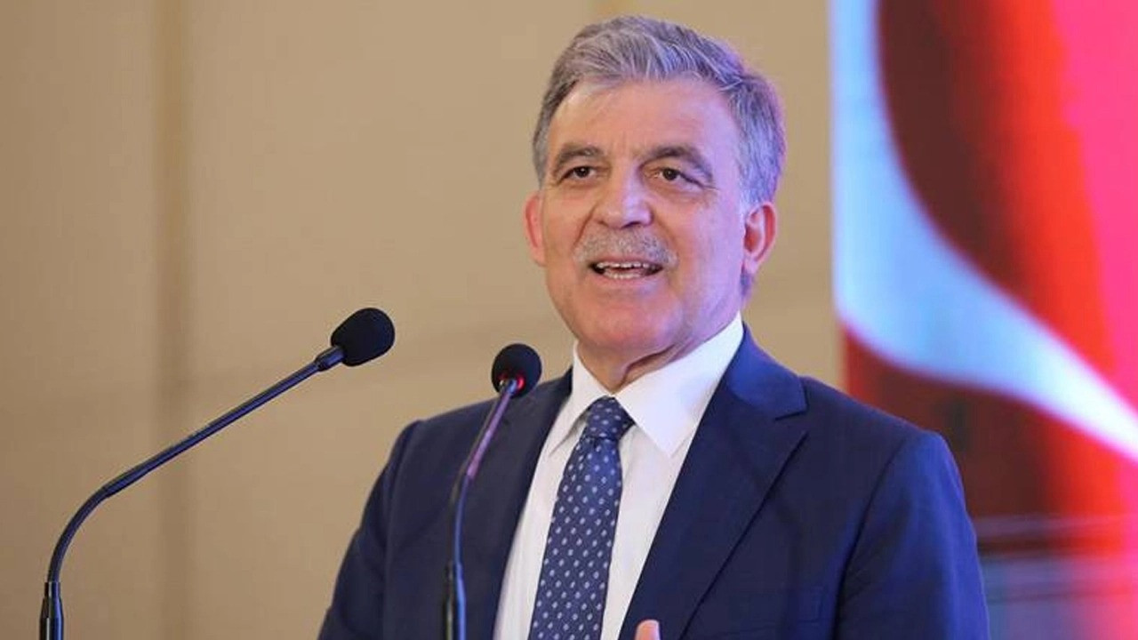 Abdullah Gül'den Erdoğan'a tebrik telefonu