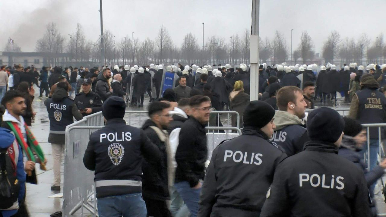 İstanbul'da Nevruz gerginliği! 224 gözaltı var - Resim: 2