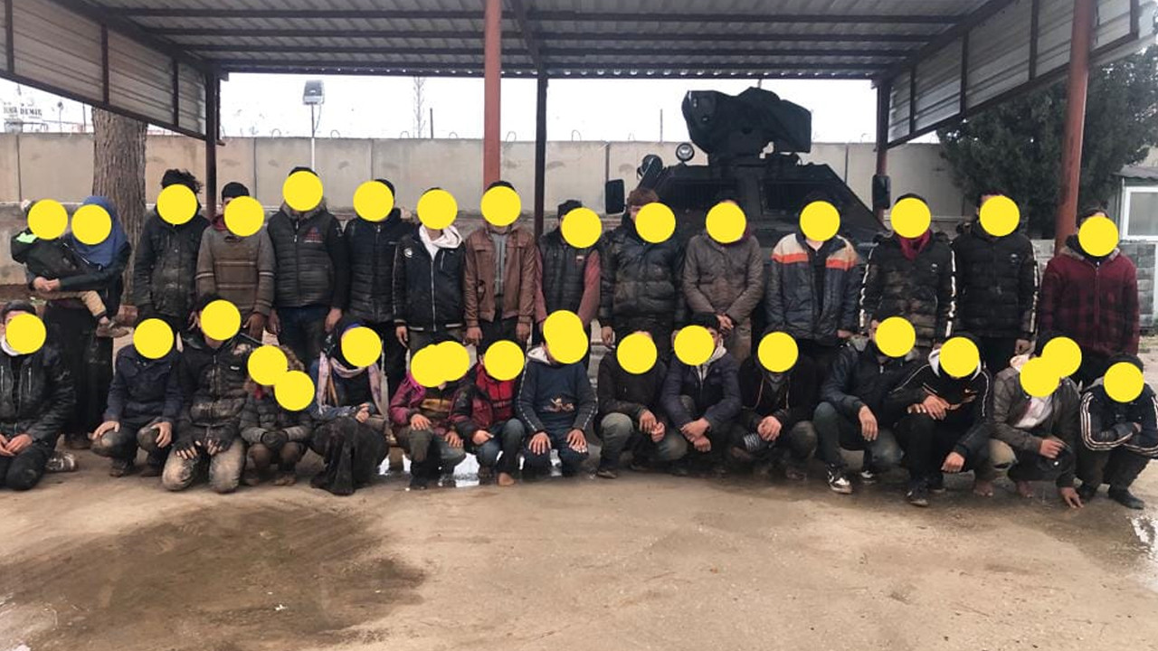 Türkiye'ye kaçak giren 30 Suriyeli yakalandı