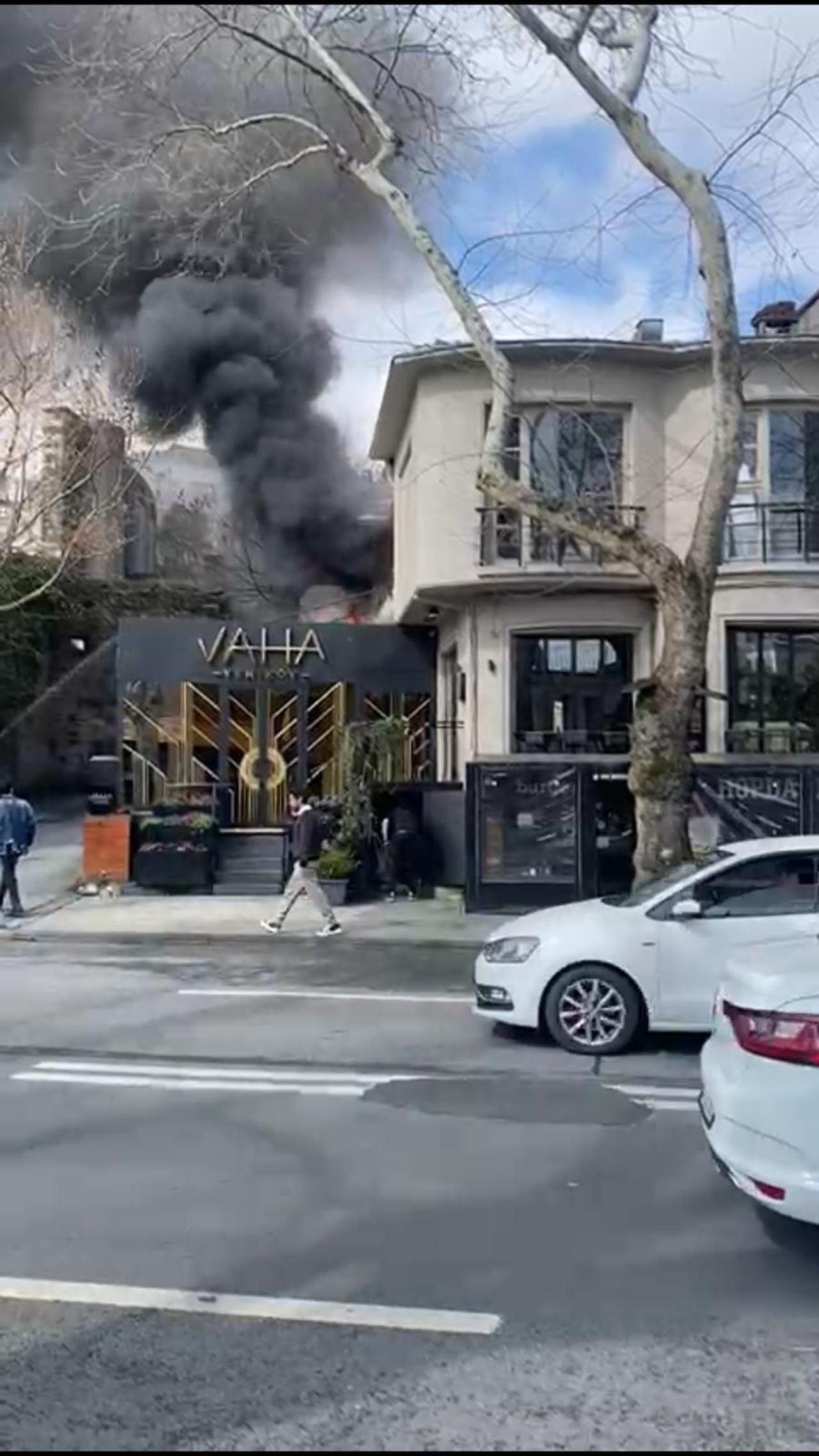 İstanbul Sarıyer'de restoran yangını! Hortumla müdahale ettiler - Resim: 1