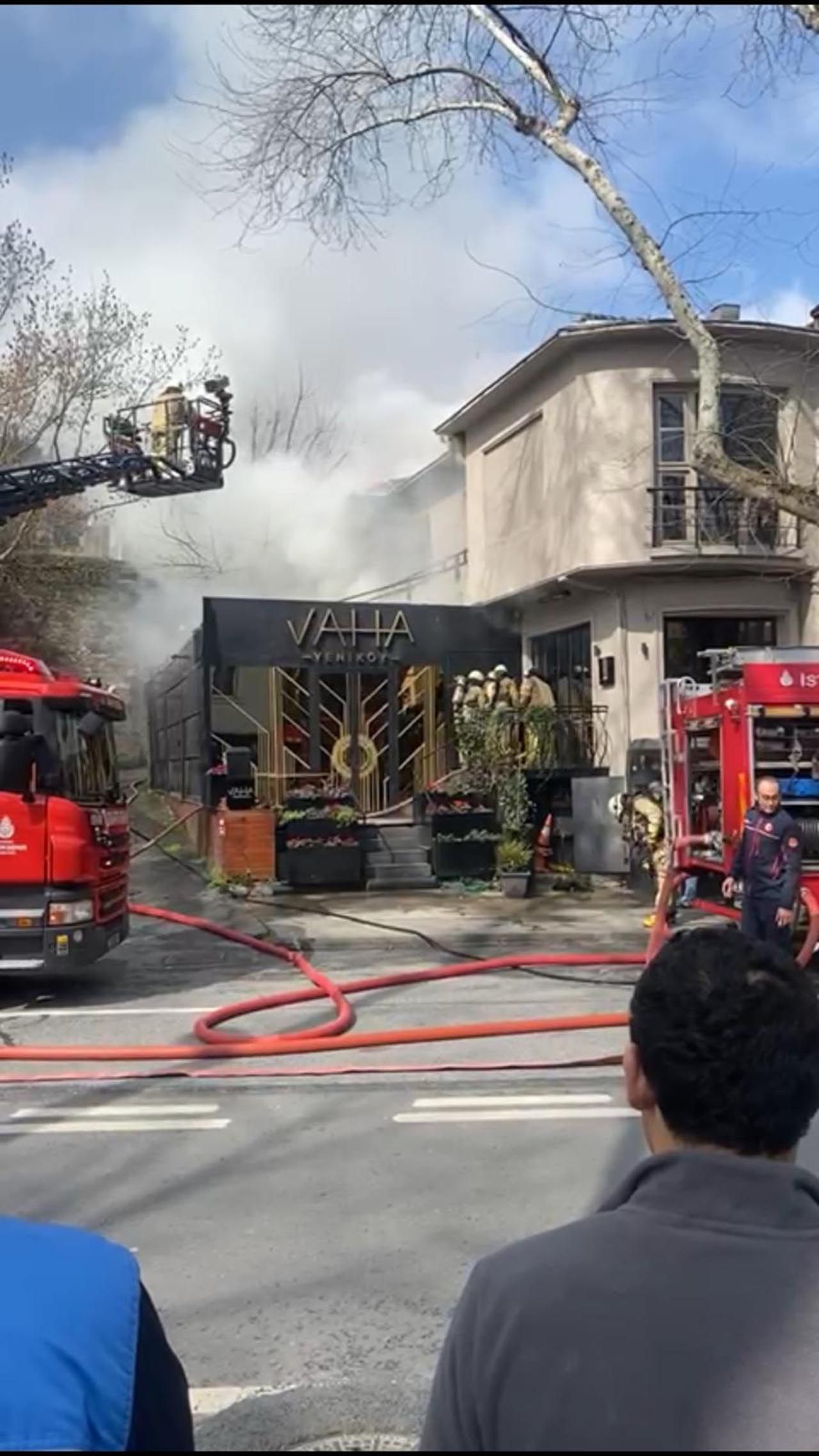 İstanbul Sarıyer'de restoran yangını! Hortumla müdahale ettiler - Resim: 3