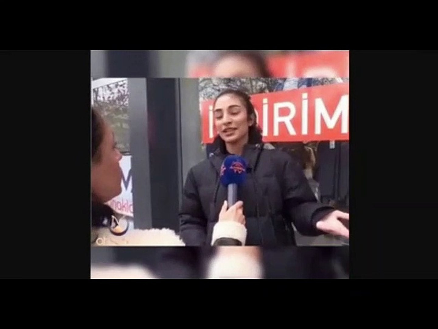 Ahsen TV muhabirinin sokak röportajı olay oldu! Muhabir çıldırdı, genç kız çıldırdı