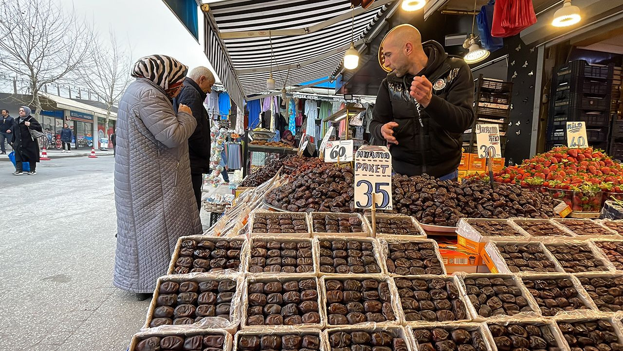 İftar sofralarının olmazsa olmazının fiyatları kafa karıştırdı - Resim: 1