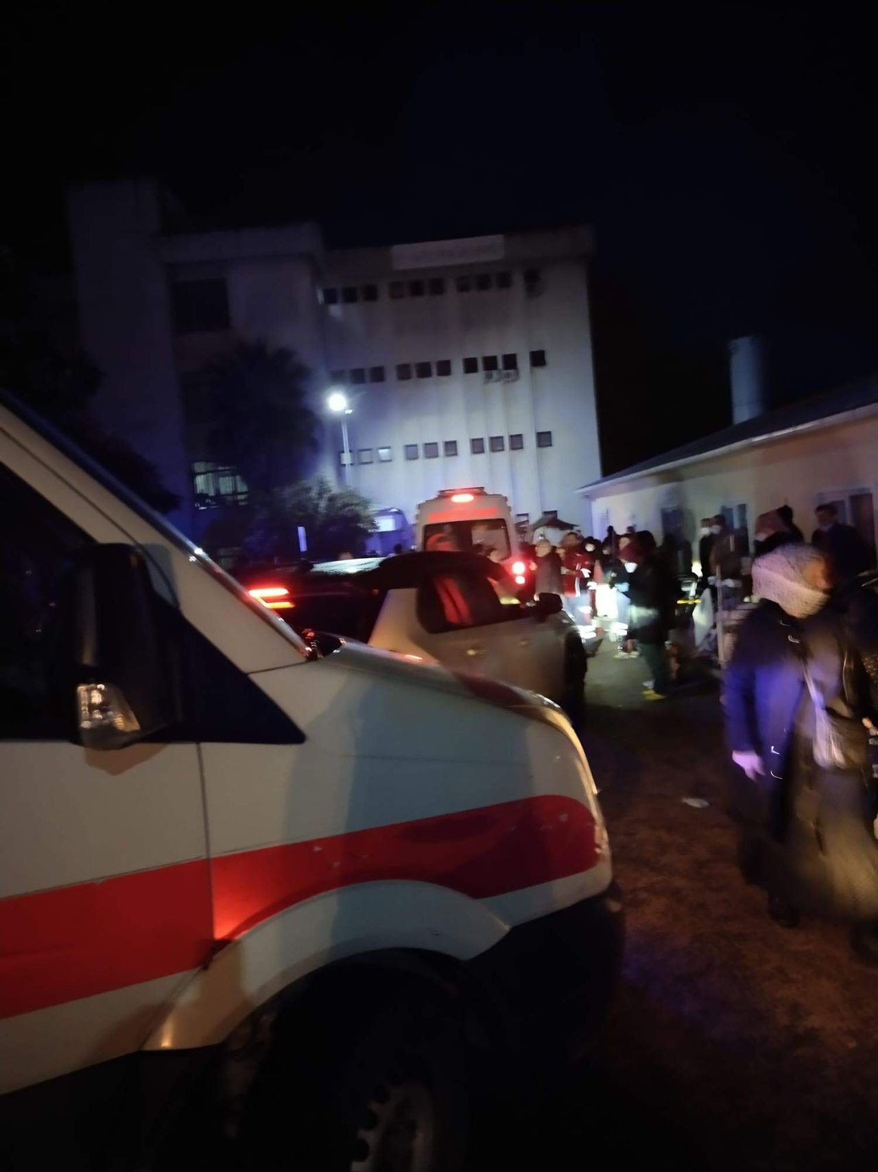 İstanbul'da hastanede yangın! 1 hasta öldü - Resim: 3