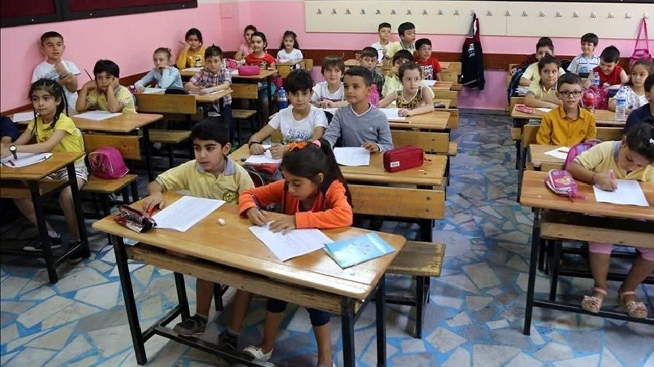 Ara tatil ne zaman ? Ara tatil kaç gün sürecek ? İşte MEB takvimi - Resim: 2