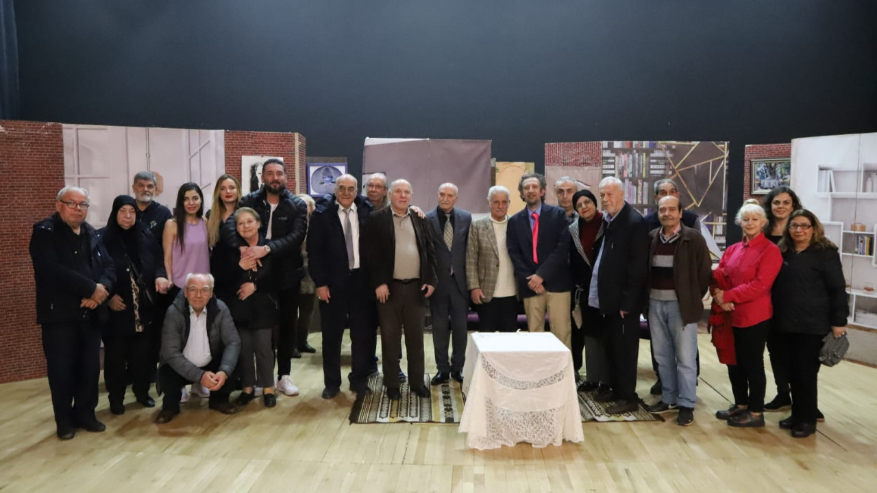 Kartal Belediyesi’nden Yaşlılara Saygı Haftası’nda Tiyatro Etkinliği