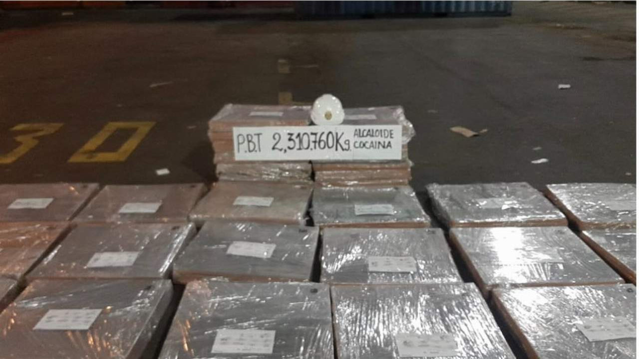 Türkiye'ye geliyordu... 2,3 ton uyuşturucu Peru'da yakalandı