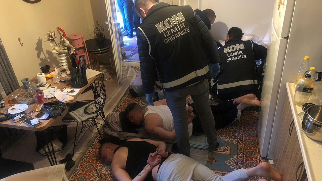 2 ilde ''Akbaba'' operasyonu: 18 gözaltı